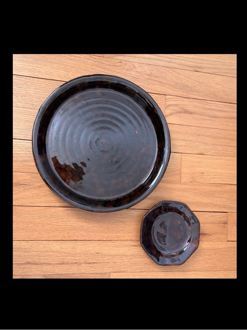 Vintage Set of 2 Ceramic Stoneware Dishes, New vintage circa Y2K.